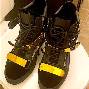 GIUSEPPE’s